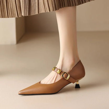 Fashion Fall Pointed Shallow Mouth Rivets Professional Temperament Low Heel Pump