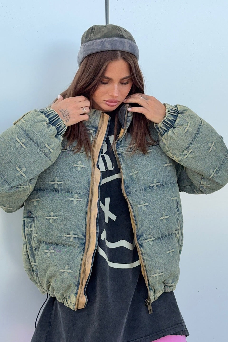 Vintage Washed Cross Embroidery Puffer Jacket S / Grey