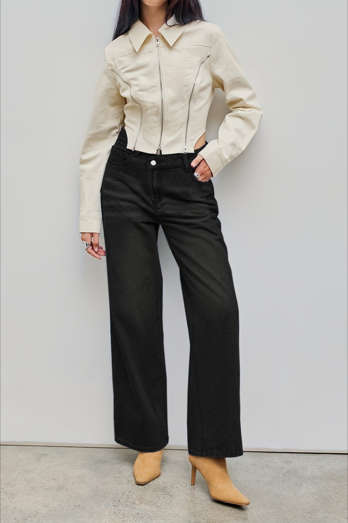 Straight Relaxed Asymmetrical Button Jeans Black / XS
