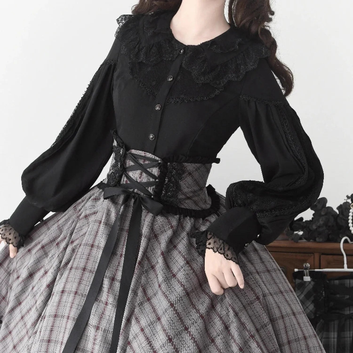 Antique Lace Frill Gigot Sleeve Blouse Black / S