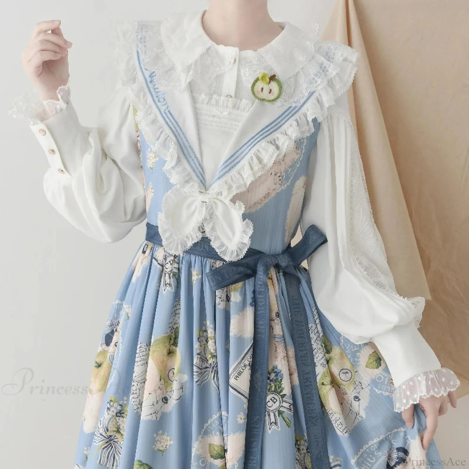 Antique Lace Frill Gigot Sleeve Blouse WHITE / S