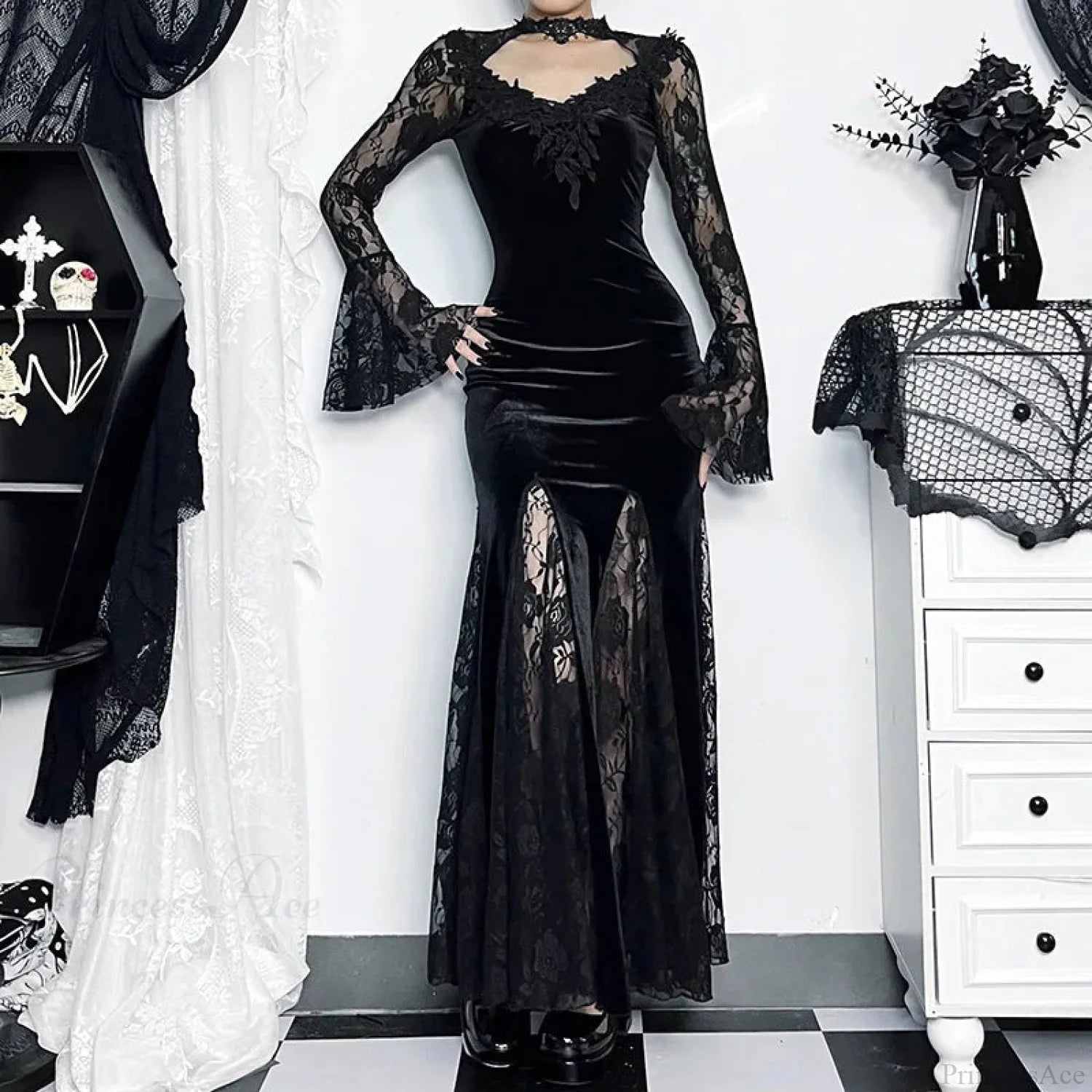 Antique Lace Trumpet Slim Midi Attire Black / S