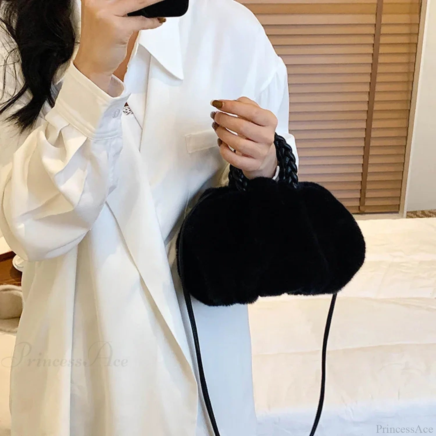 Autumn Winter Faux Fur Pleated Fashion Crossbody Shoulder Handbag handbag-250126