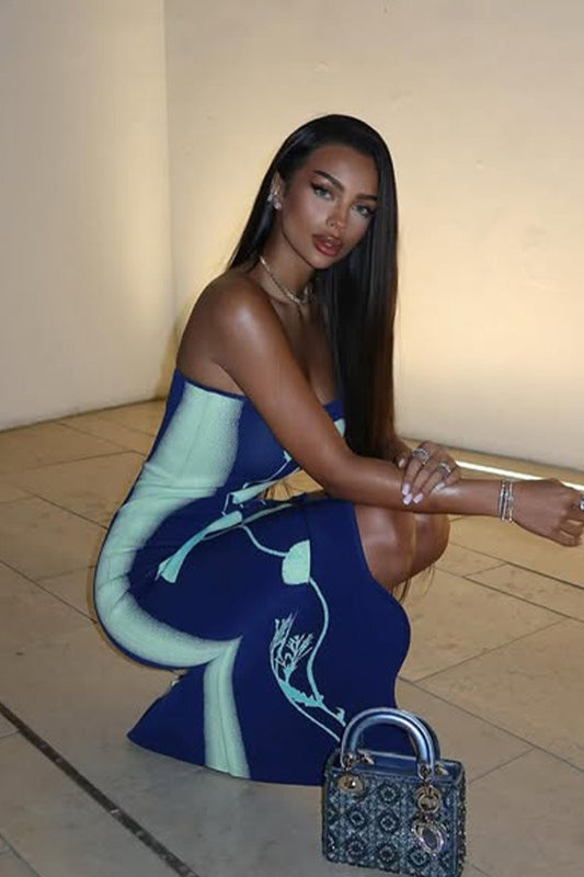 Elegantes, ärmelloses, figurbetontes Maxikleid mit Blumendruck