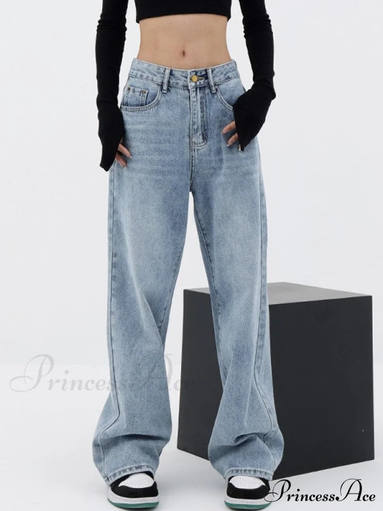 Back Cutout Graceful Black Crop Top Boyfriend Jeans