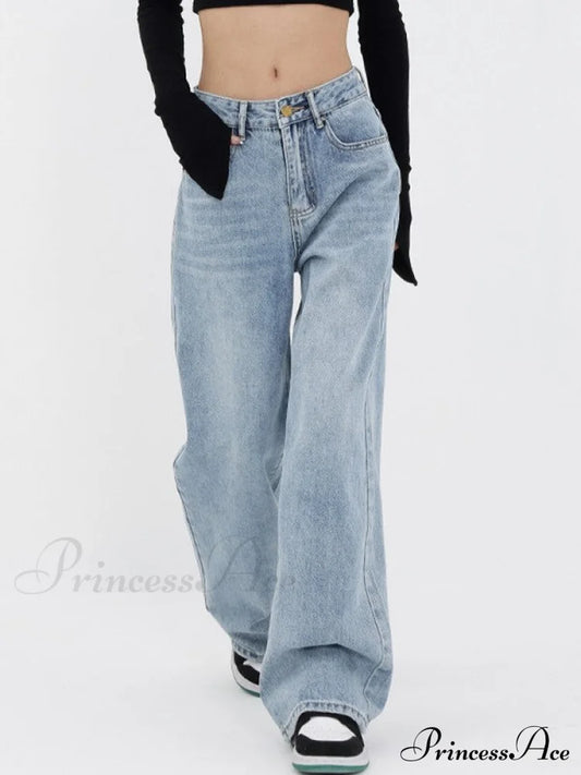 Back Cutout Graceful Black Crop Top Boyfriend Jeans