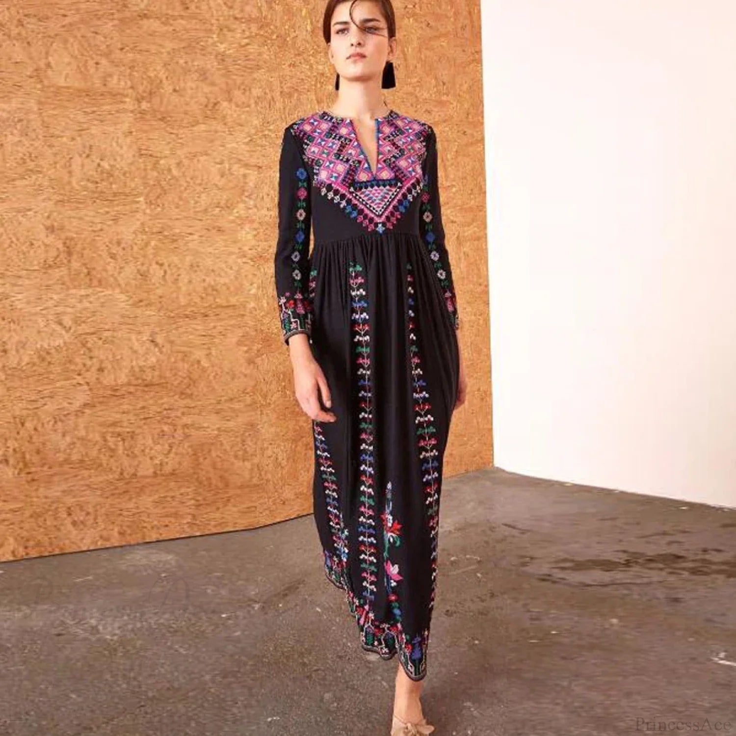 Boho Long Dress Ethnic Floral Embroidery Rayon V-neck Chic Dress bohodress-250126