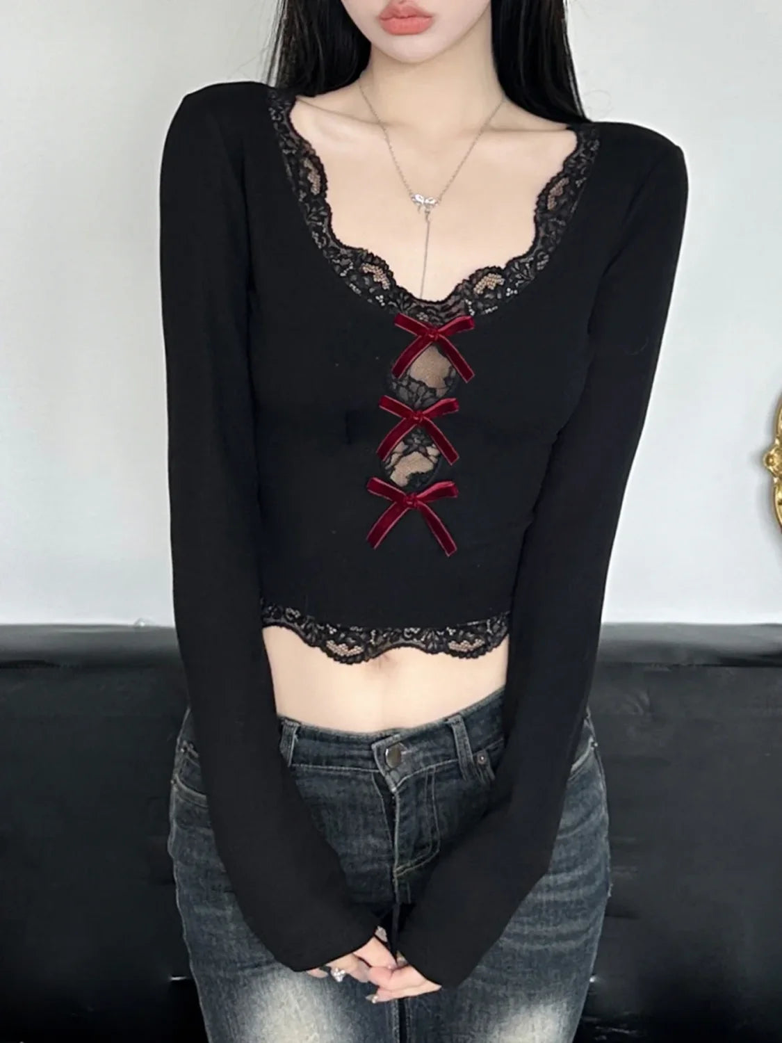 Bow Lace Trim Hollow Out Slim V-Neck Cropped Long Sleeve Knit Top knittop-250126