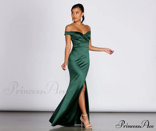 Brit Formal Off Charming The Shoulder Dress Hunter / S S.o. Long Dresses