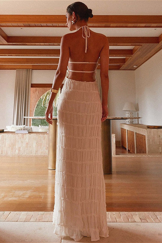 Robe longue plissée dos nu à fronces 