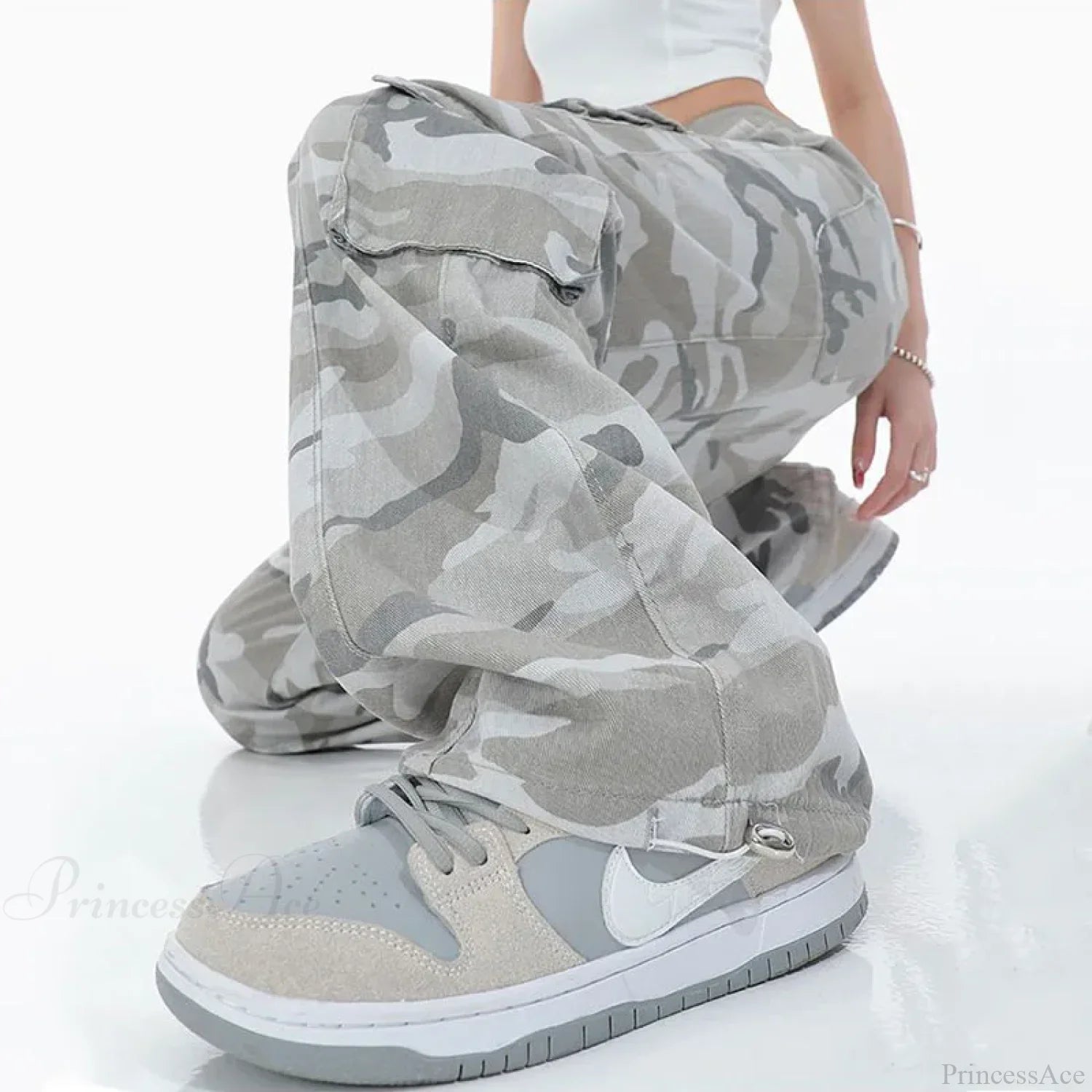 Camouflage Cargo Streetwear Pants GRAY / M (45-55kg)