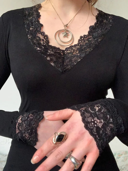 Casual Solid Lace Trim Slim V-Neck Knit Top knittop-250126