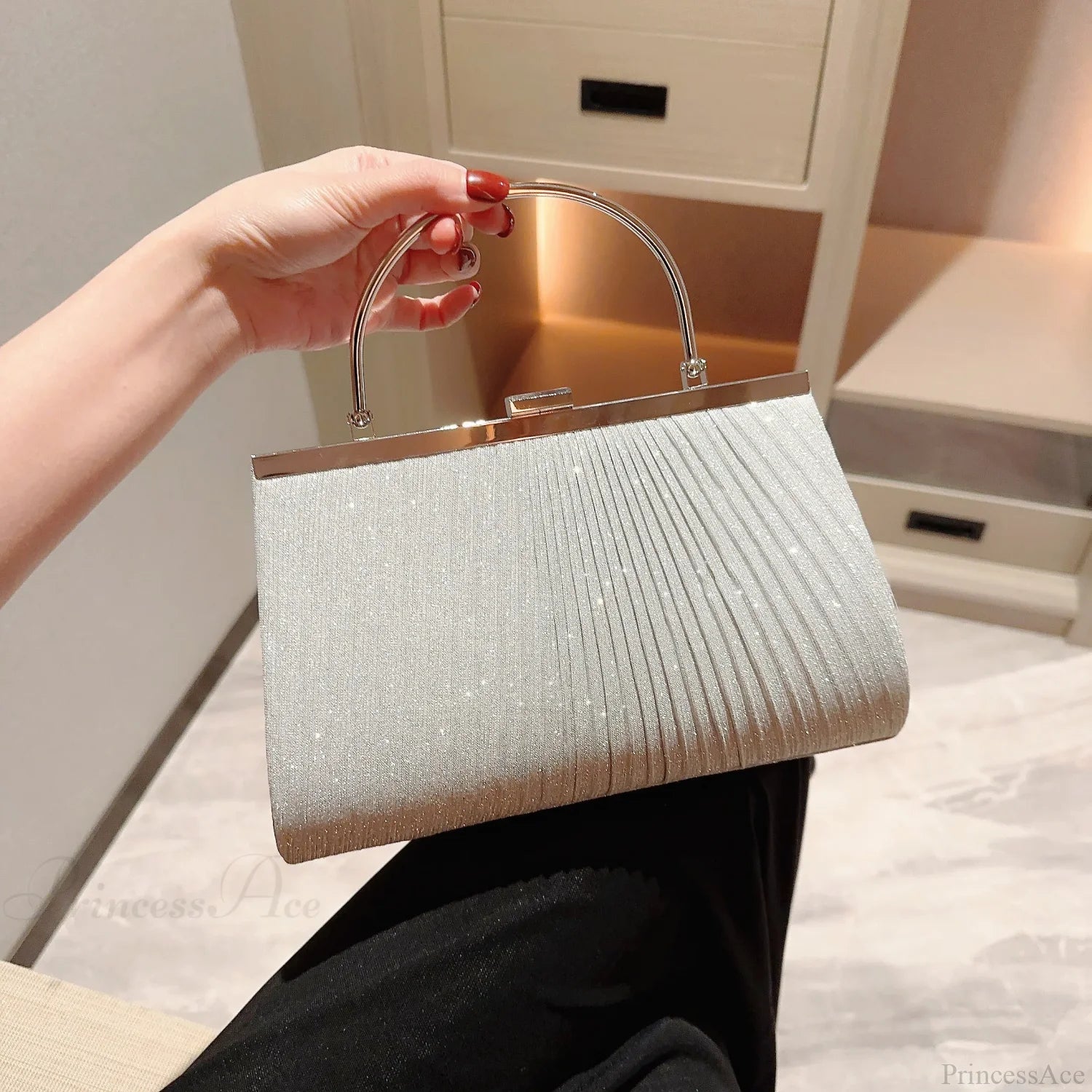 Classic Pleated Sparkling Evening Handbag Silver / (20cm handbag-250126