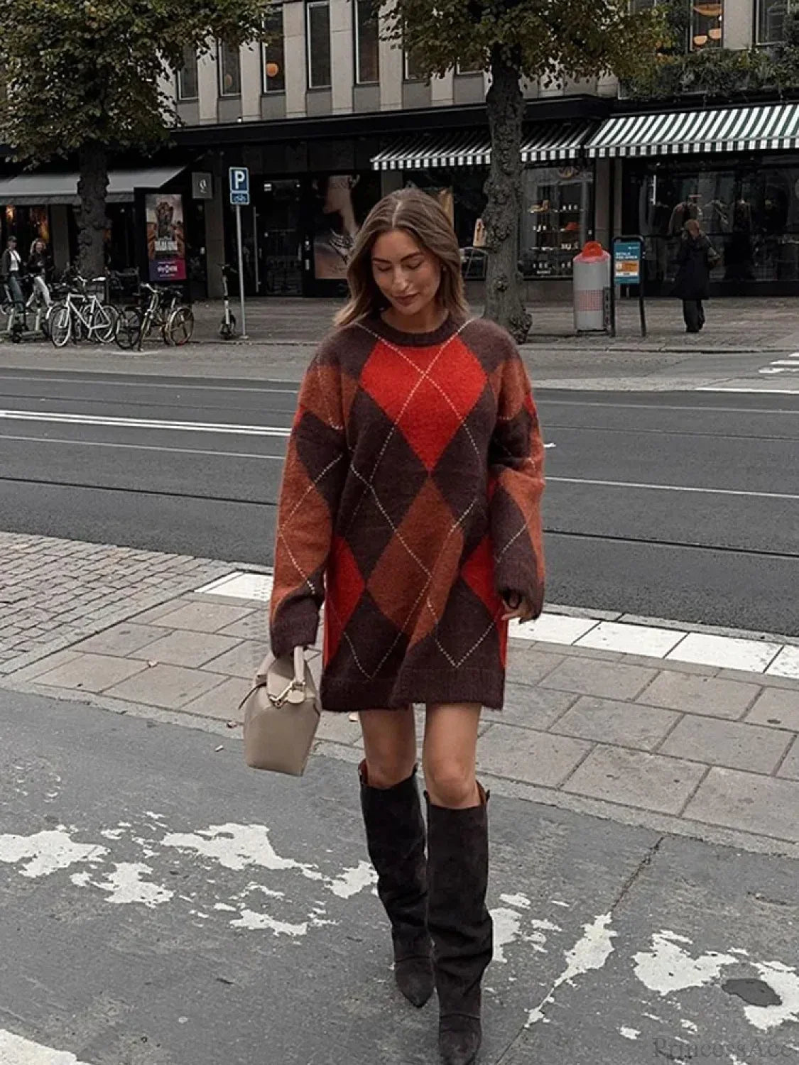 Color Block Round Neck Sweater