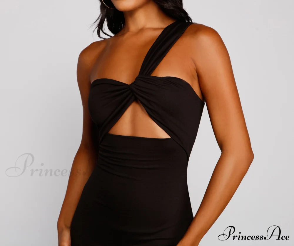 Cutout The Drama Charming One Shoulder Bodycon Club Dresses