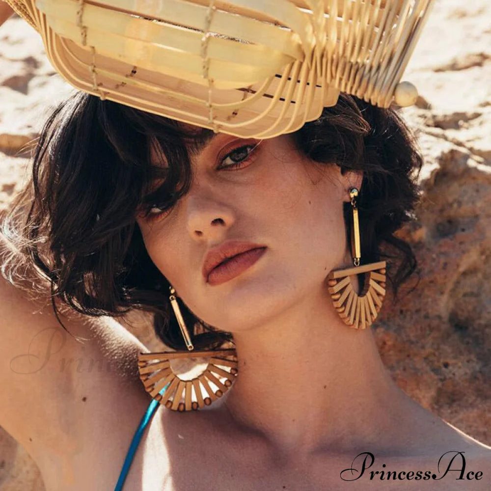 Cutout Wood Scalloped Earrings Earrings