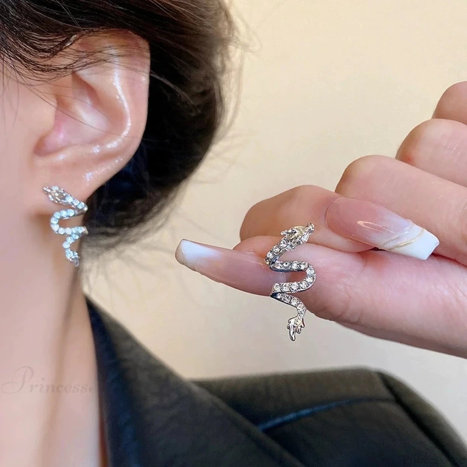 Dark Dragon Envelop Vintage Creature Post Earring color2