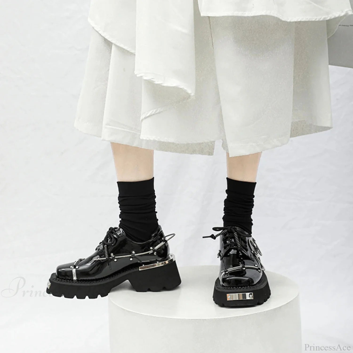 Dark Stand Loafer Celebration Tennis Shoe