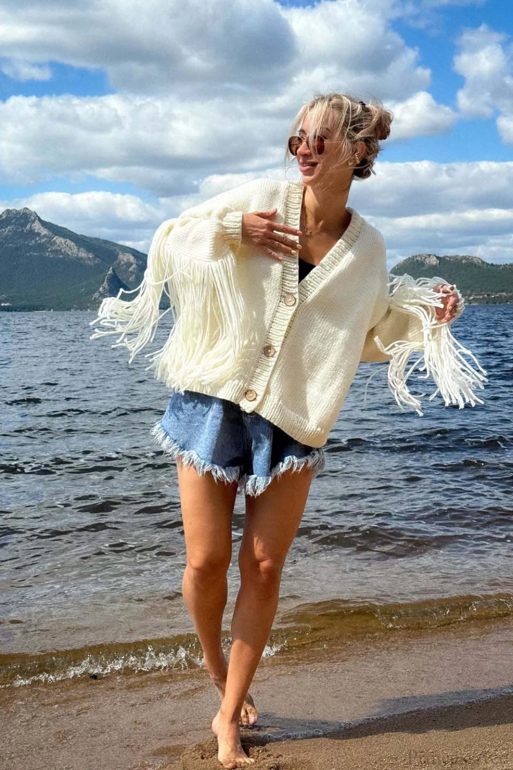 Duck Pattern Loose Knit Cardigan Apricot / S