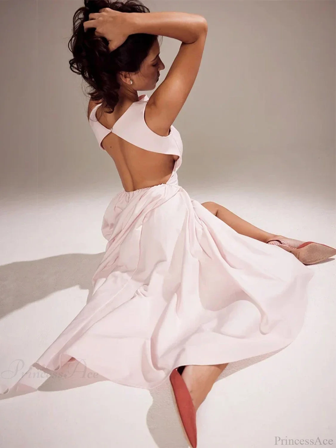 Elegant Pleated A-line Vacation Dress vacationdress-250223