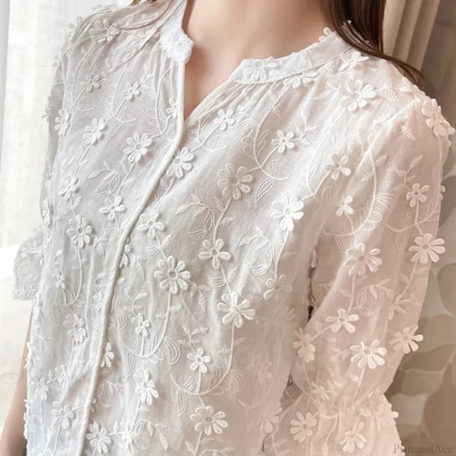 Embroidery Floral Short Sleeve White Blouse blouse-250223