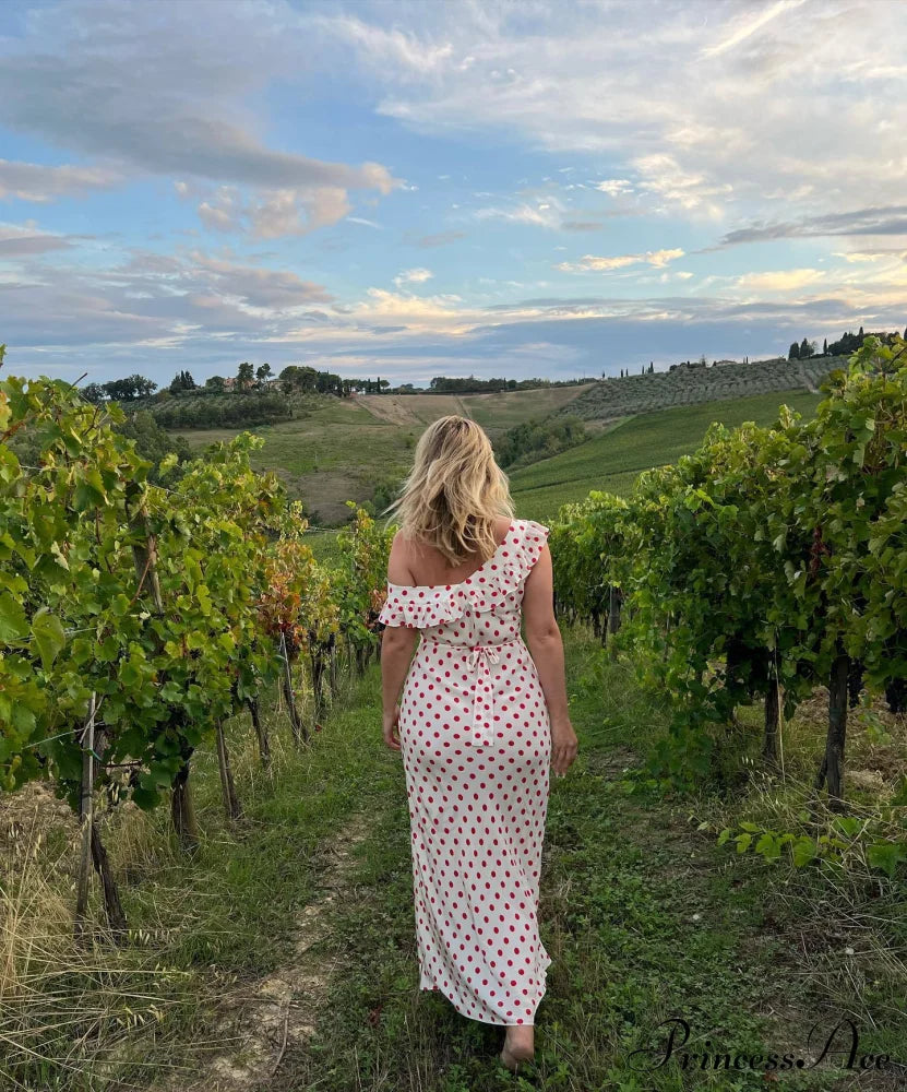 Emmy Elegant Maxi Dress