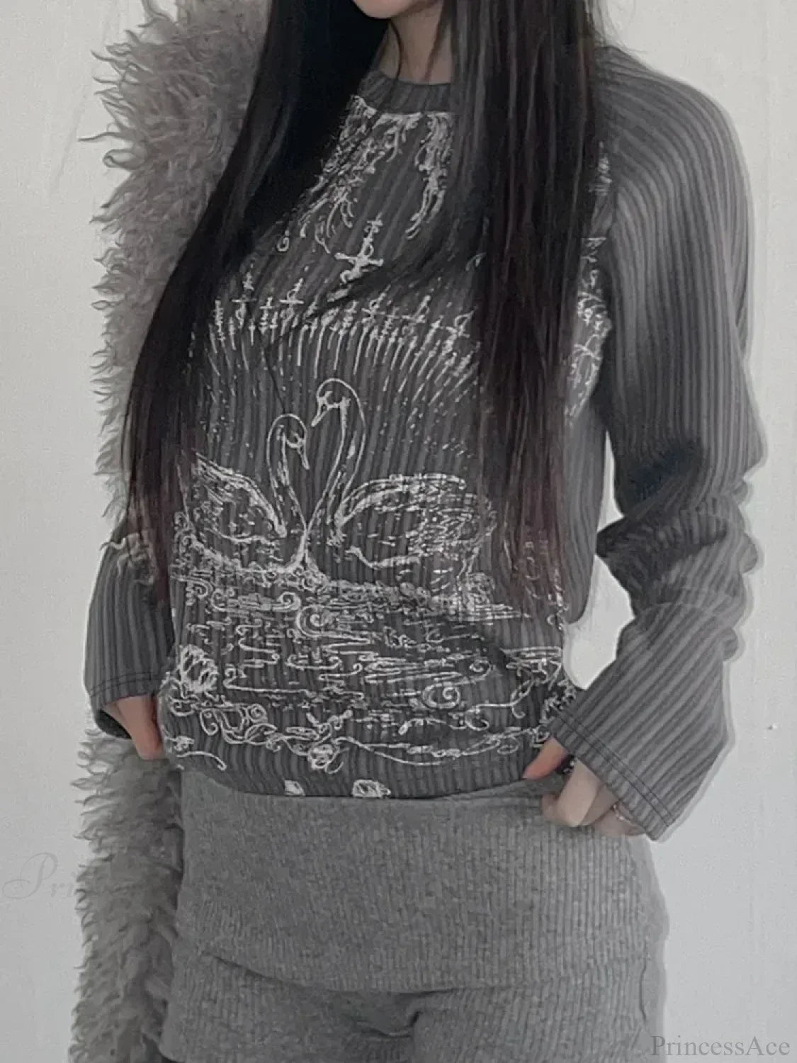 Emo Printed O-neck Knit Top