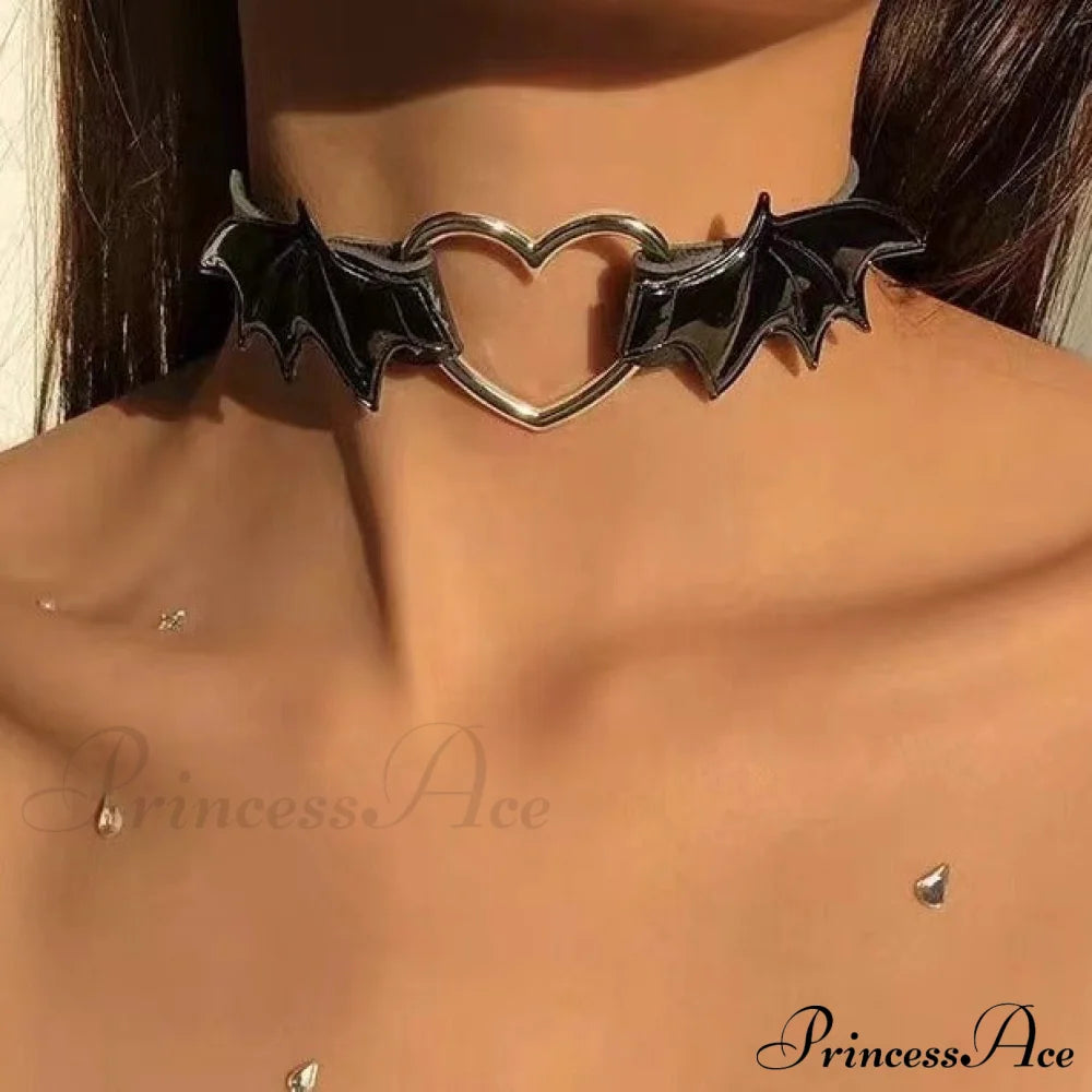 Exaggerated Diamond Heart Necklace Ins Style Halloween