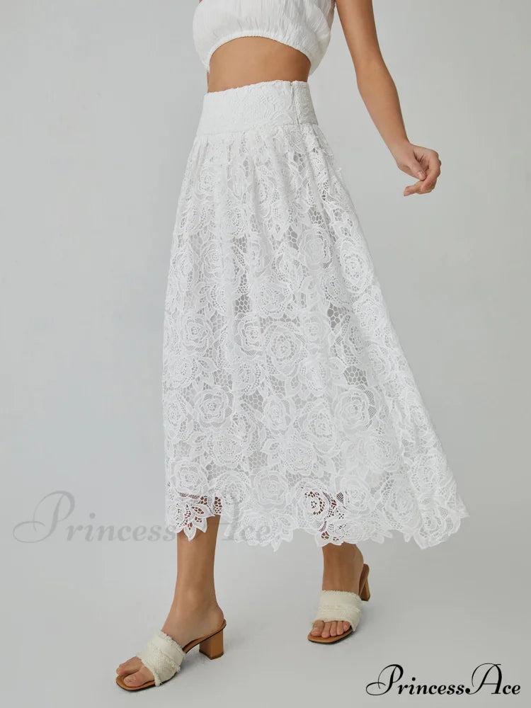 Eyelet Rosebud Graceful Pattern Maxi Skirt Skirts