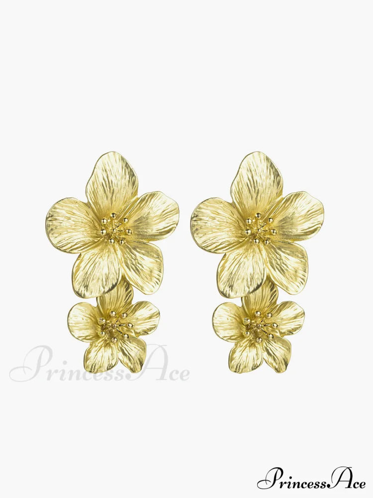 Fashionable Charming Flower-Shaped Earrings