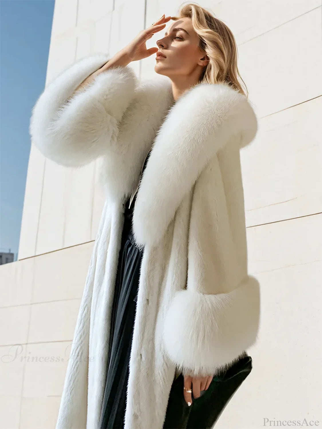 Faux Fur Fur Collar Loose Warm Overcoat White / XS