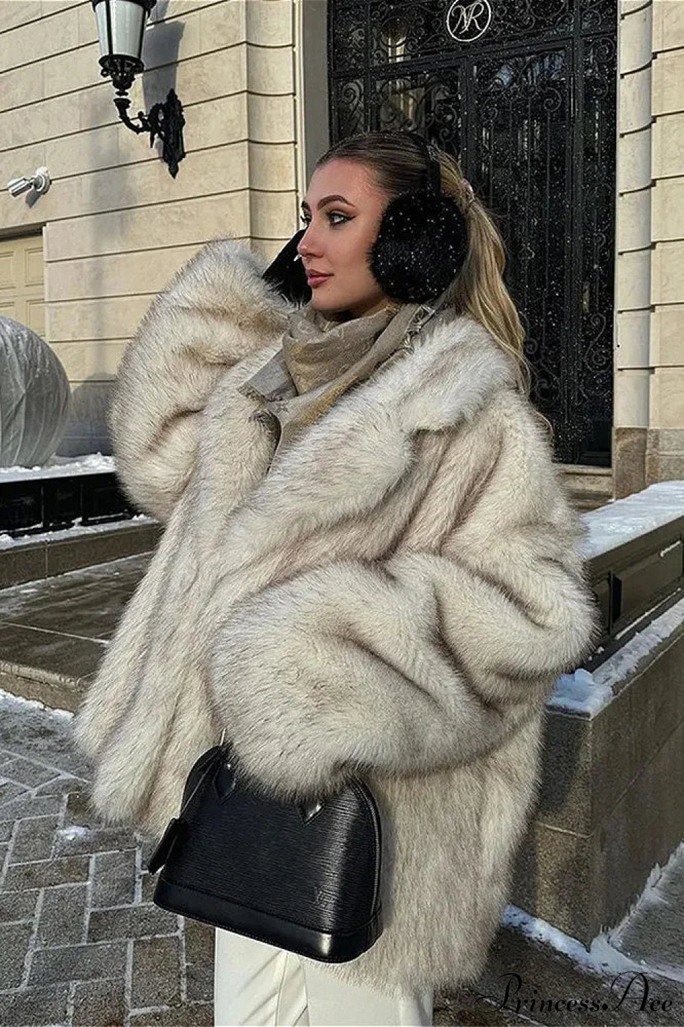 Faux Fur Lapel Warm Fashion Coat Off-White / XS