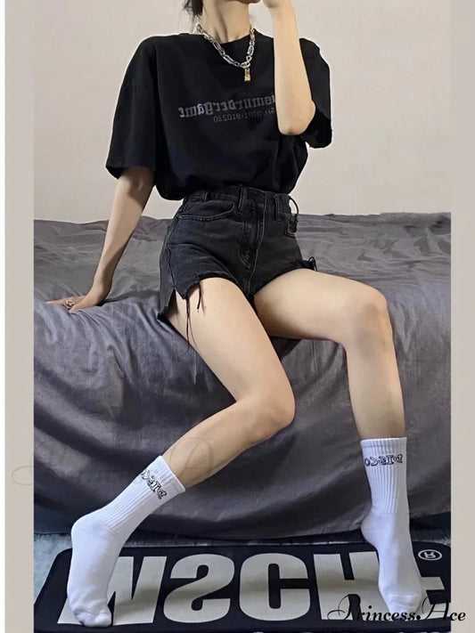 Feynzz’s Summer Trend Women’s Salty Sweet Western-Style Age-Reducing Fried Street Denim Shorts Jean