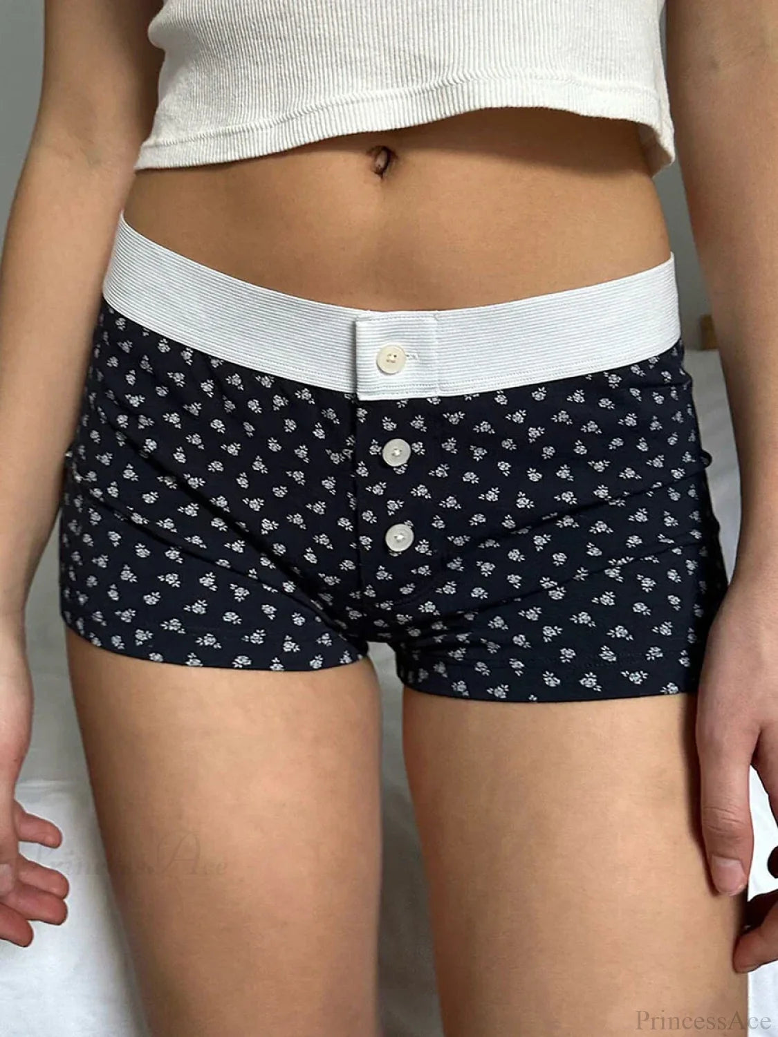 Floral Button Elastic Waist Short short-250223