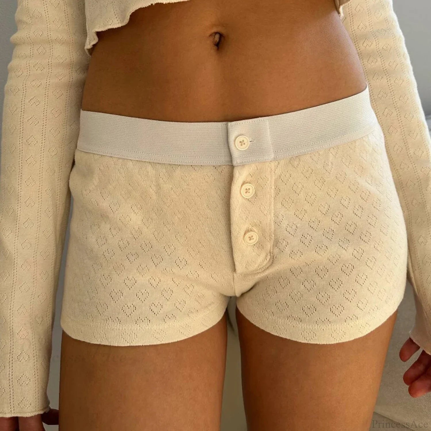 Floral Button Low-Rise Short short-250223