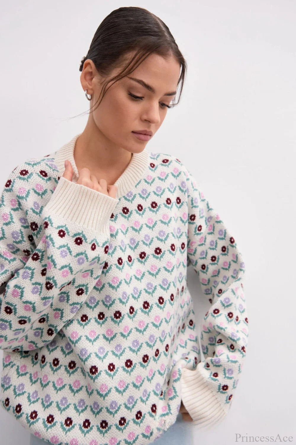 Floral Jacquard Crew Neck Knit Sweater