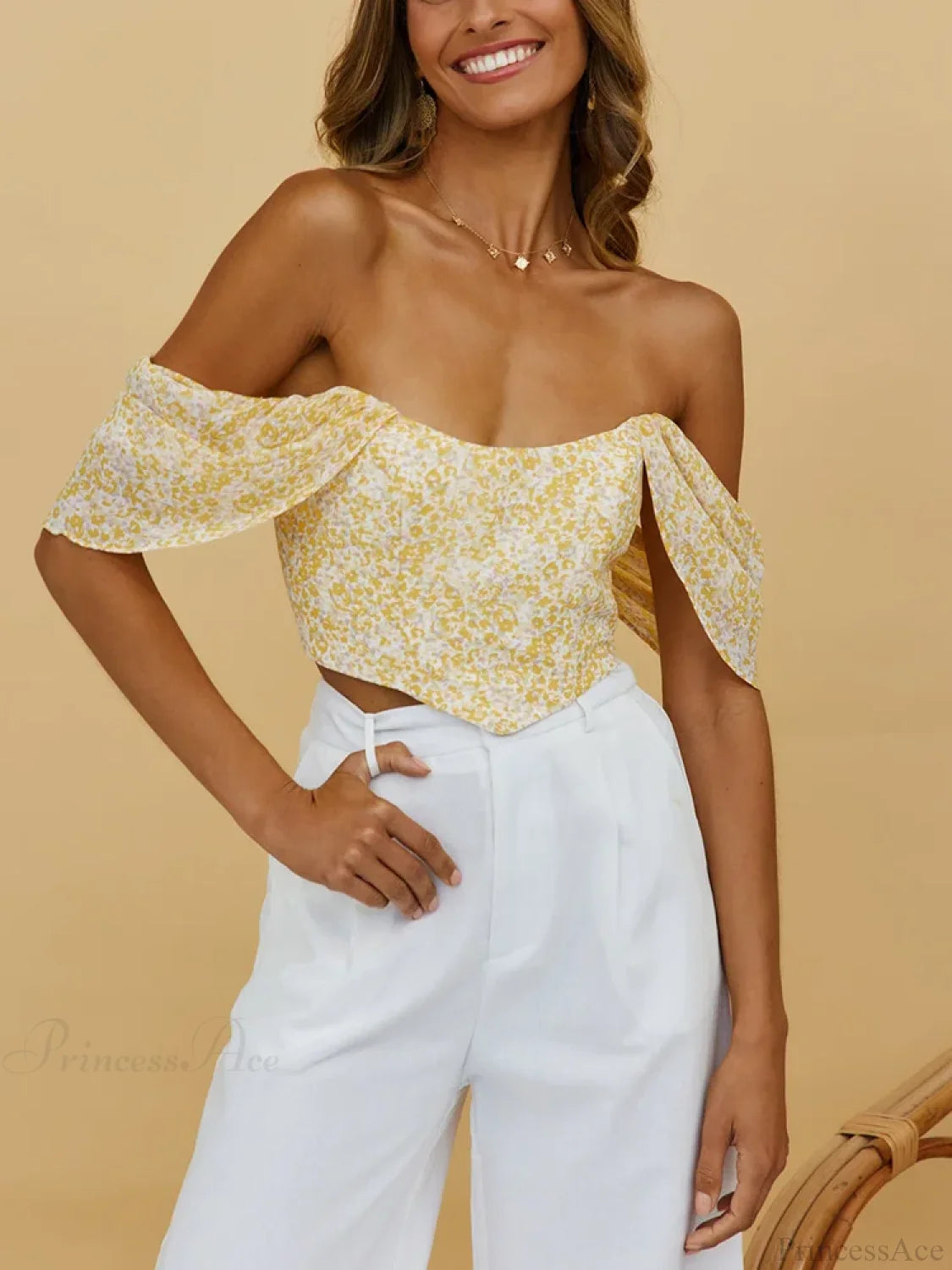 Floral Scooped Neck Off-Shoulder Zipper Back Fitted Crop Top Yellow / S croptop-250126