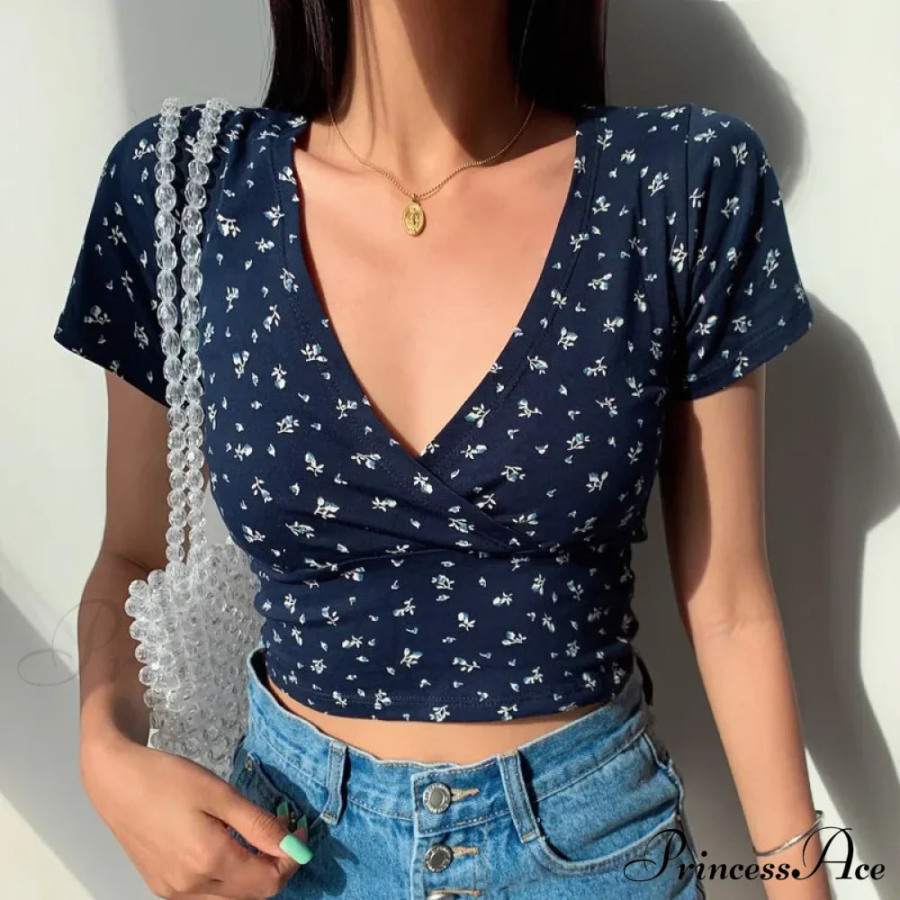 French Retro Floral V-Neck Slim T-Shirt Crop Top