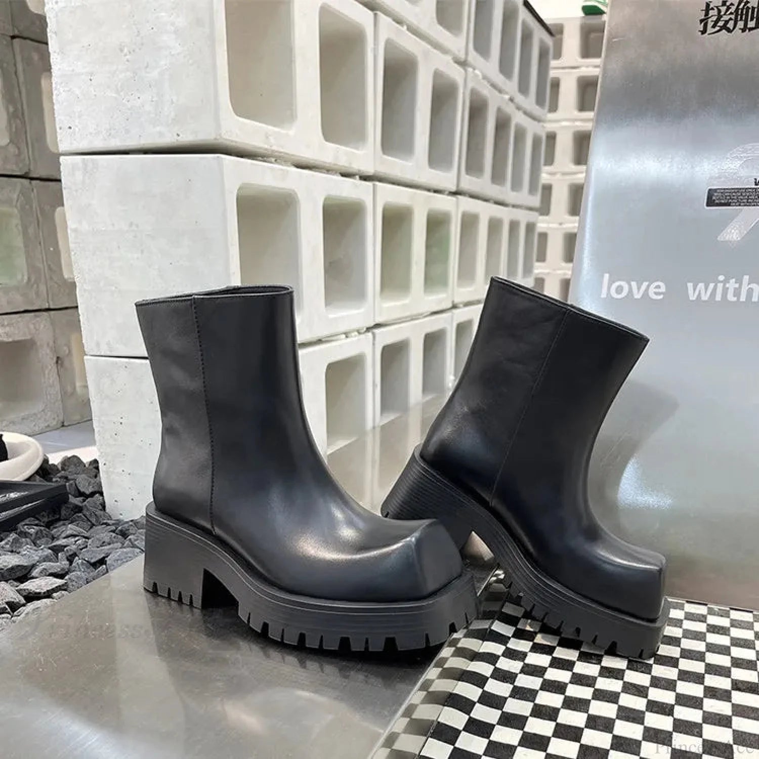 Fresh Chelsea Brief Mysterious Platform Boot