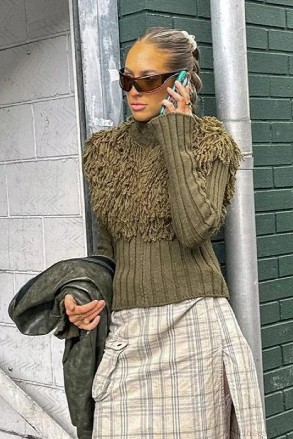 Fringe Slim Pullover Knit Sweater