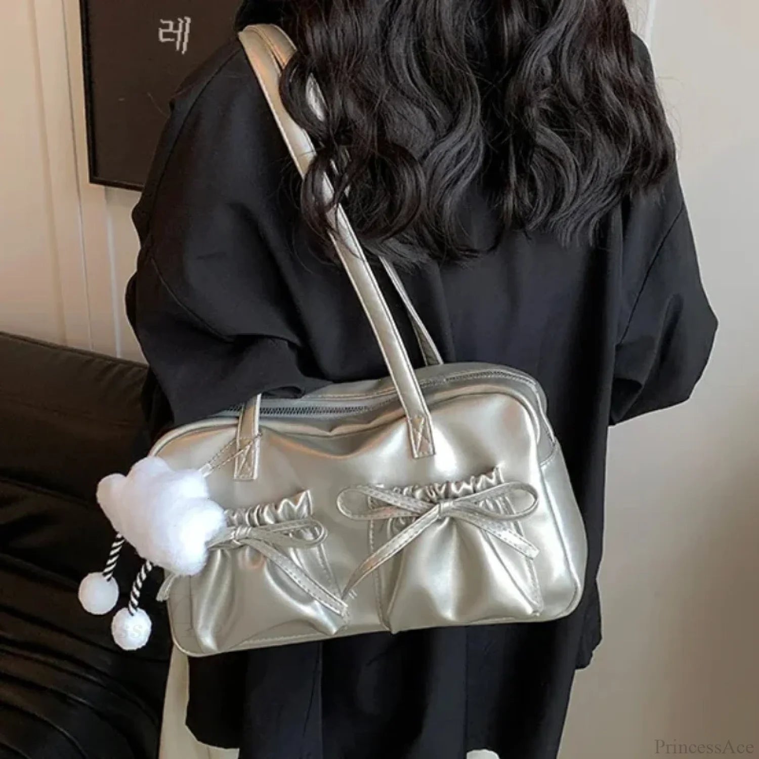 Glossy PU Sewing Thread Shoulder Bag – PrincessAce