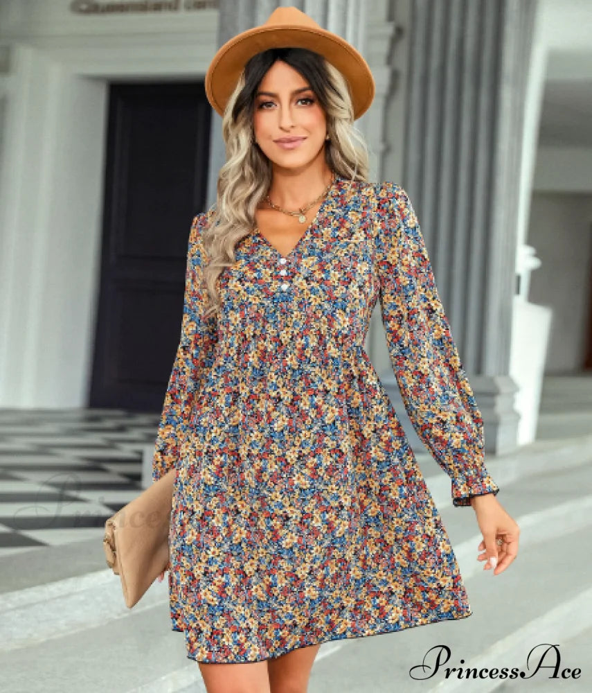 Gown With Fashion Flowered V-Neck Print L / Black