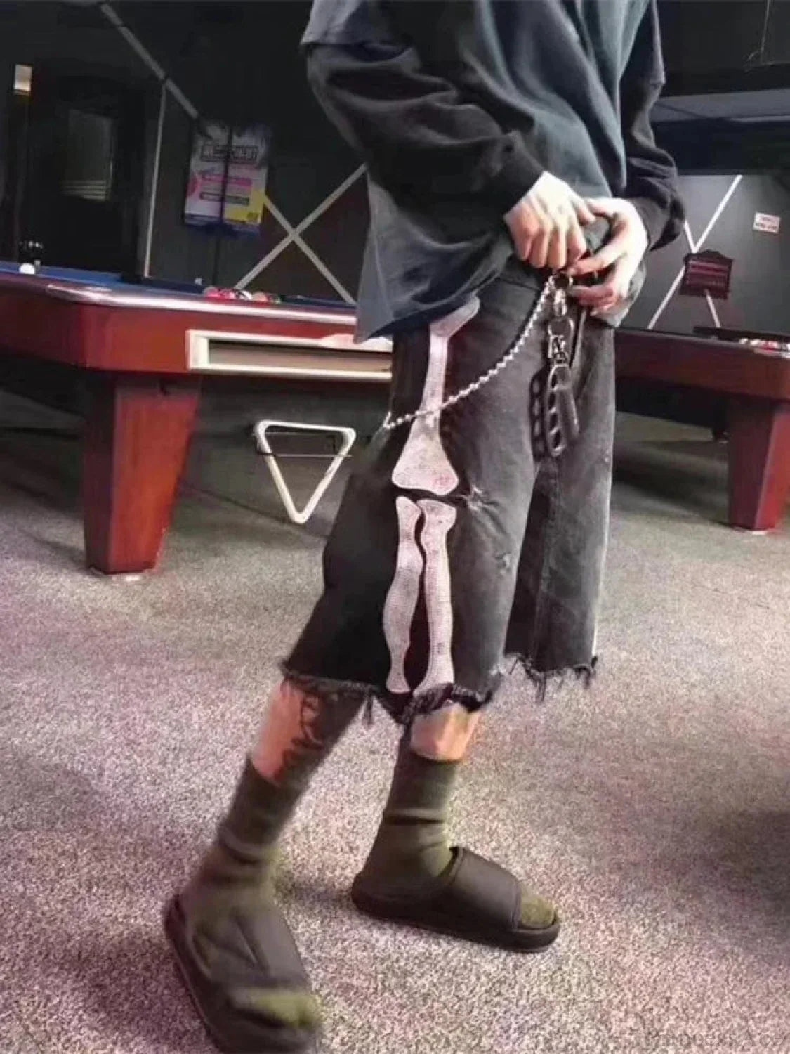 Graphic Embroidery Short GRAY / S