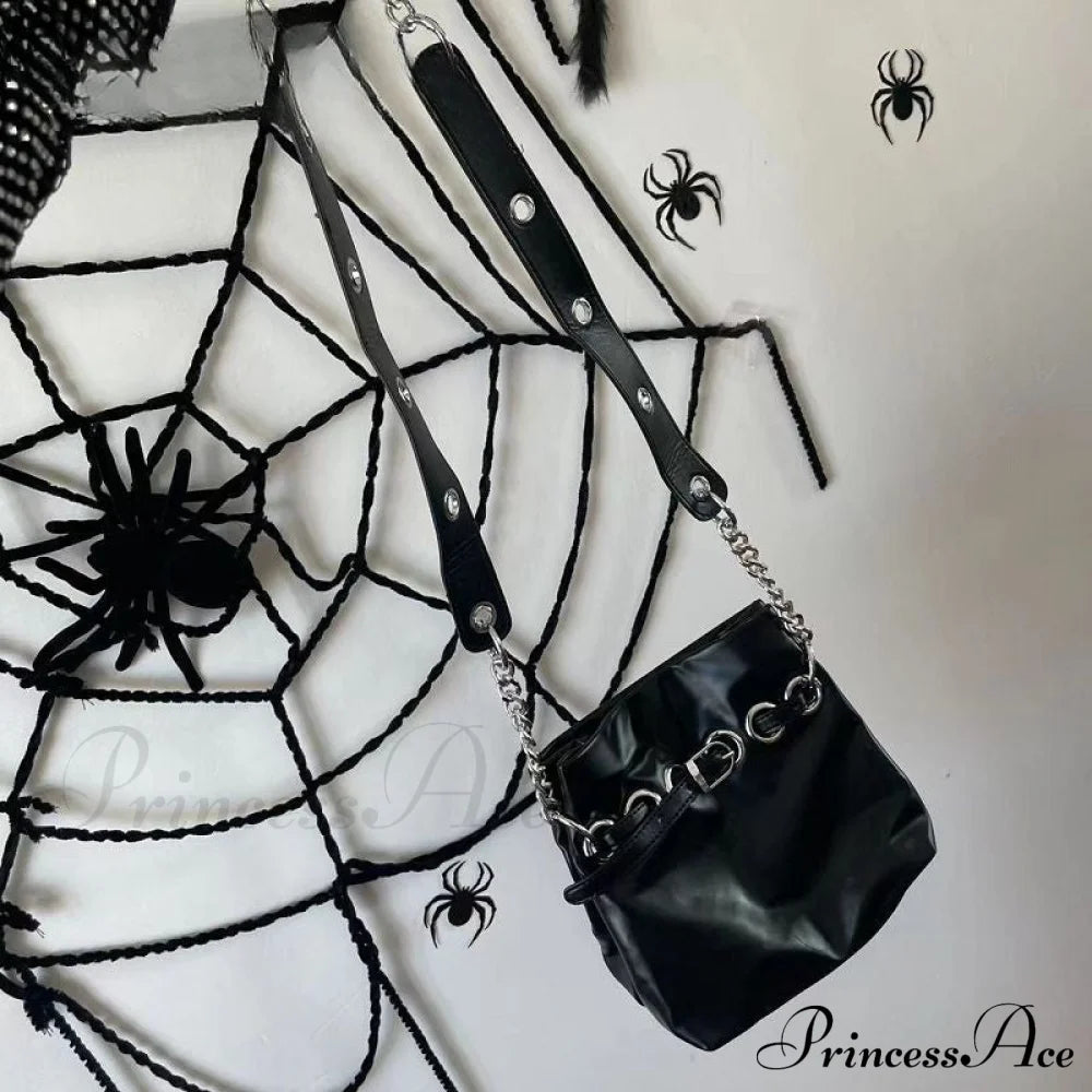 Harajuku Leather Punk Y2K Spider Bone Little Bear Pin Gothic Lolita Crossbody Bag Halloween