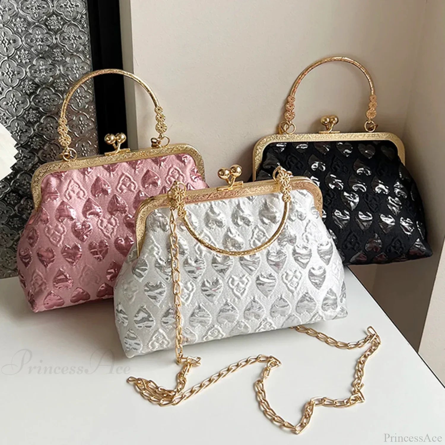 Heart Pattern Stylish Evening Clutch Chain Crossbody Bag clutchbag-250126