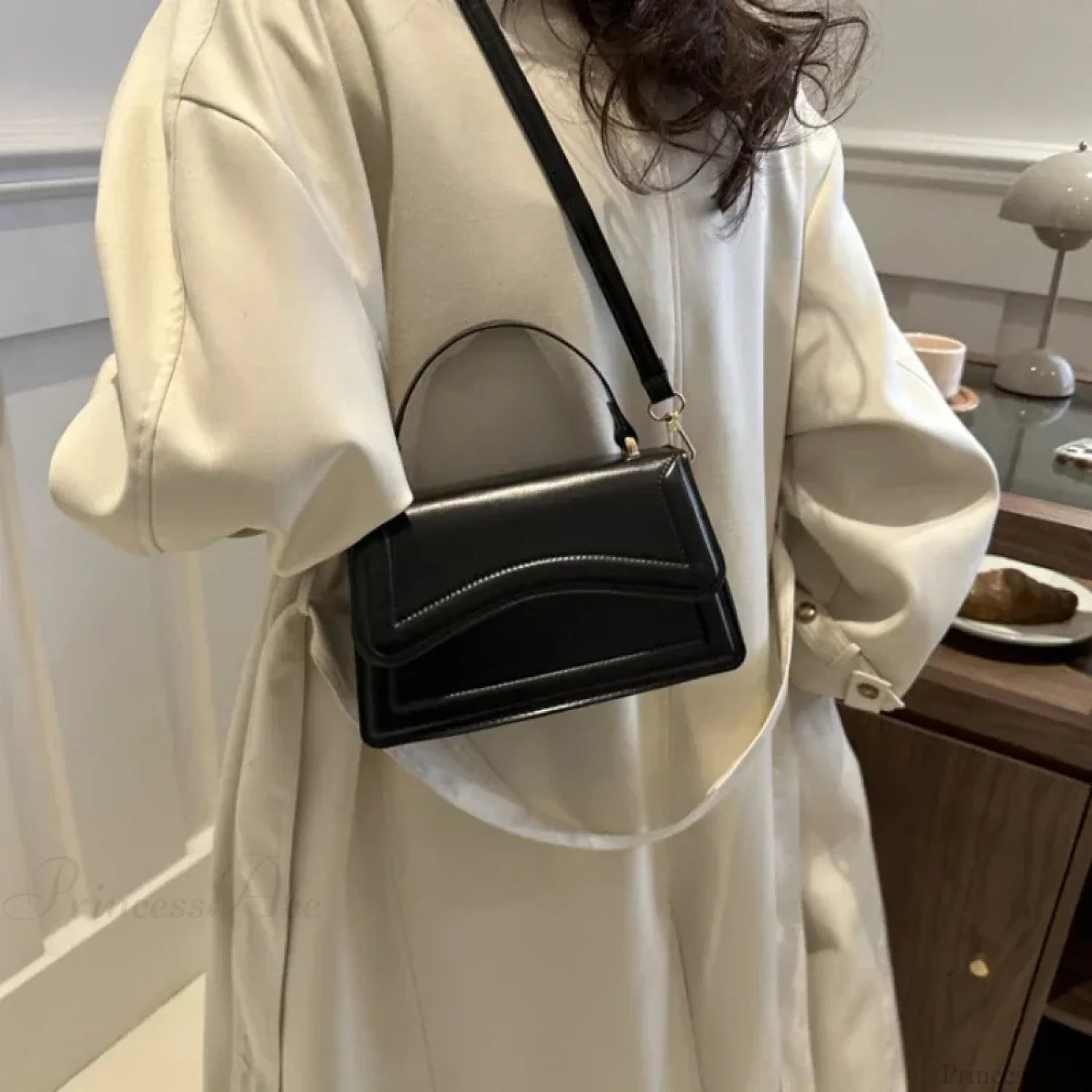 High-Quality PU Leather Solid Color Crossbody Handbag handbag-250126