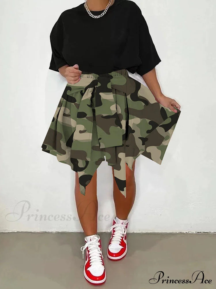 Irregular Buttoned Graceful Rib Crop Top Green / M Skirts