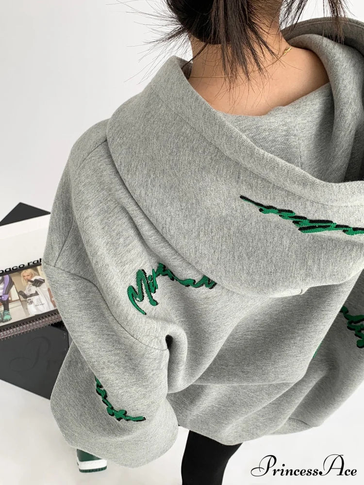 Knit Lettering Stylish Embroidery Hoddie