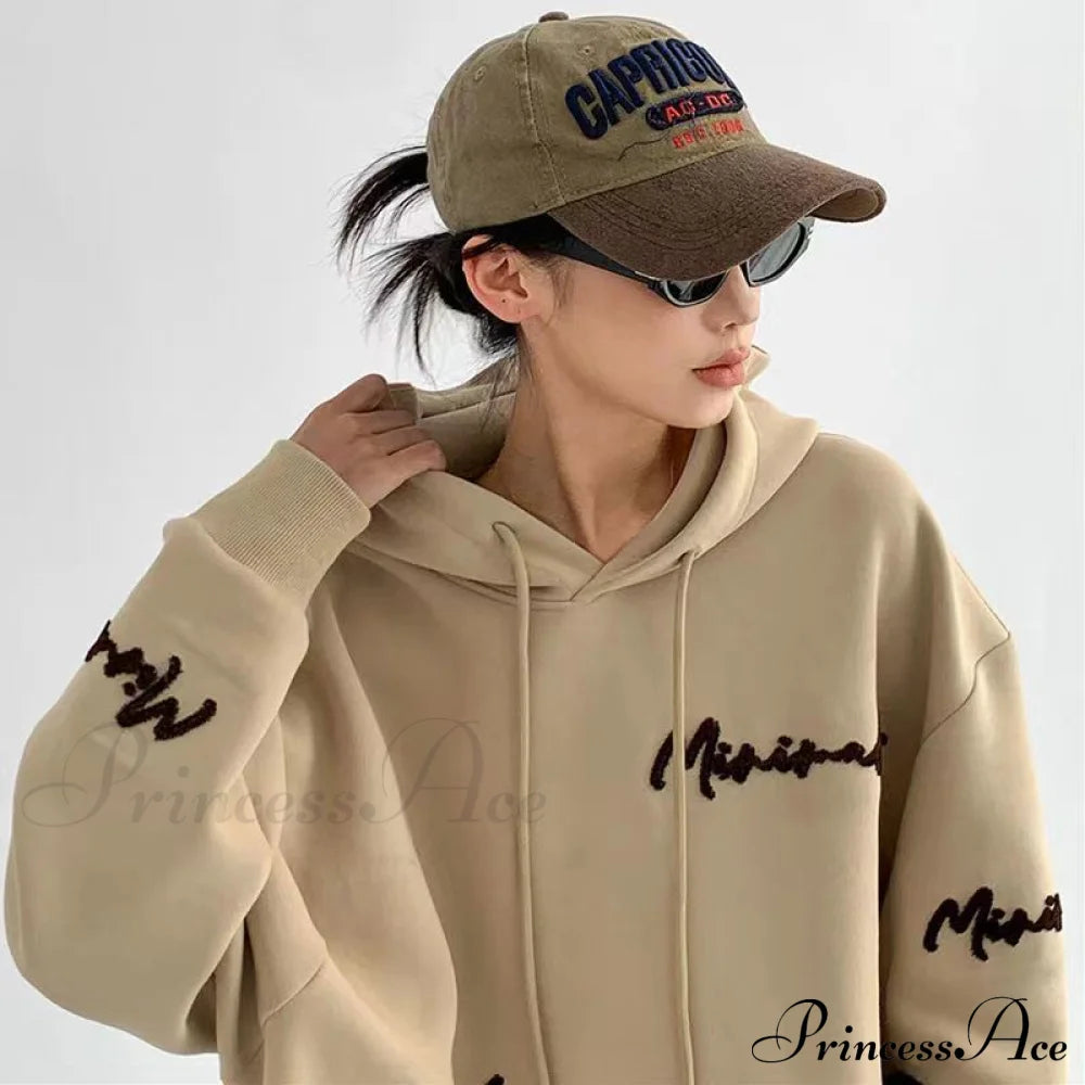 Knit Lettering Embroidery Hoddie Free From Label