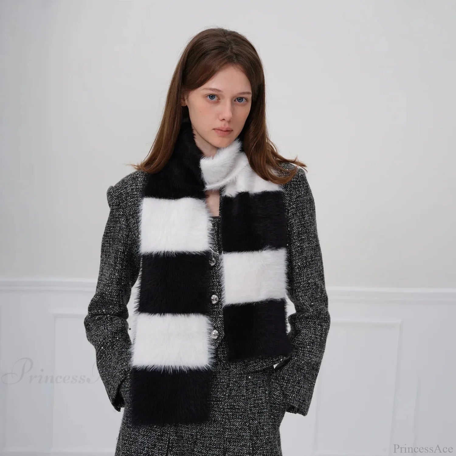 Korean Style Soft Warm Stripe Knitted Scarf For Autumn/Winter Black And White / L173Cm W14Cm